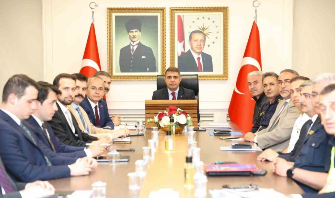 Kurban bayramında güven ve huzur bir arada olacak DÜZCE (İHA) – Düzce Valisi Selçuk Aslan başkanlığında Kurban Bayramı