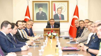 DÜZCE (İHA) – Düzce Valisi Selçuk Aslan başkanlığında Kurban Bayramı