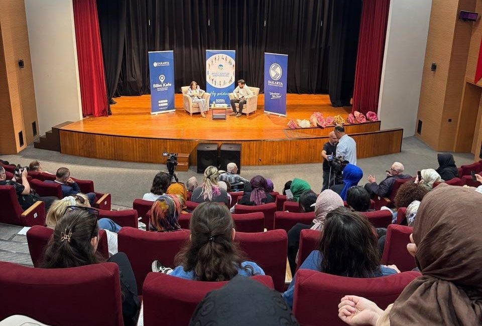 Sakarya Büyükşehir Belediyesi Sosyal Gelişim Merkezinde “Otizm: Doğrular ve Yanlışlar”