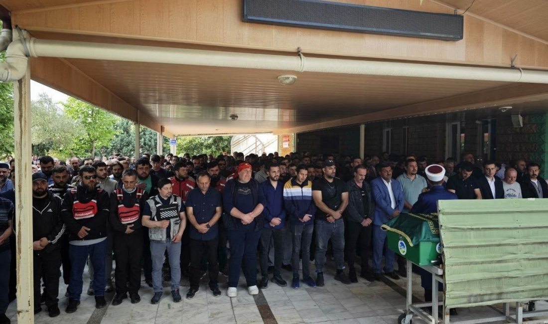 Sakarya’nın Serdivan ilçesinde paket götürürken karıştığı trafik kazasında hayatını kaybeden