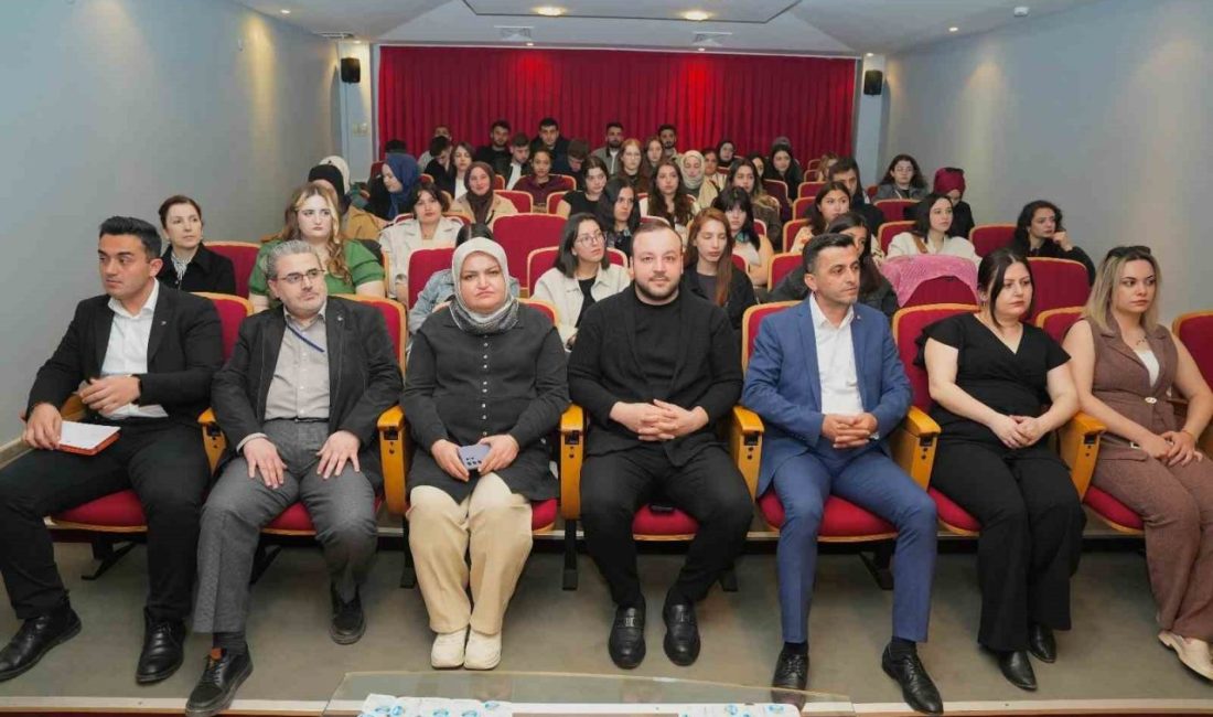 Projelerde iş birliği DÜZCE(İHA) – Düzce Üniversitesi sigortacılık bölümü öğrencileri Düzce Ticaret ve