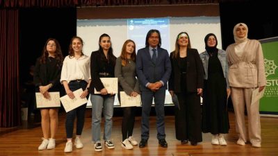 Kocaeli Sağlık ve Teknoloji Üniversitesi, sağlık ile teknolojiyi entegre ediyor.