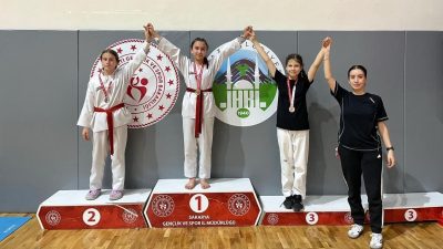 Sakarya Büyükşehir Belediye Spor Kulübü alt yapı sporcuları, Akyazı’da gerçekleştirilen