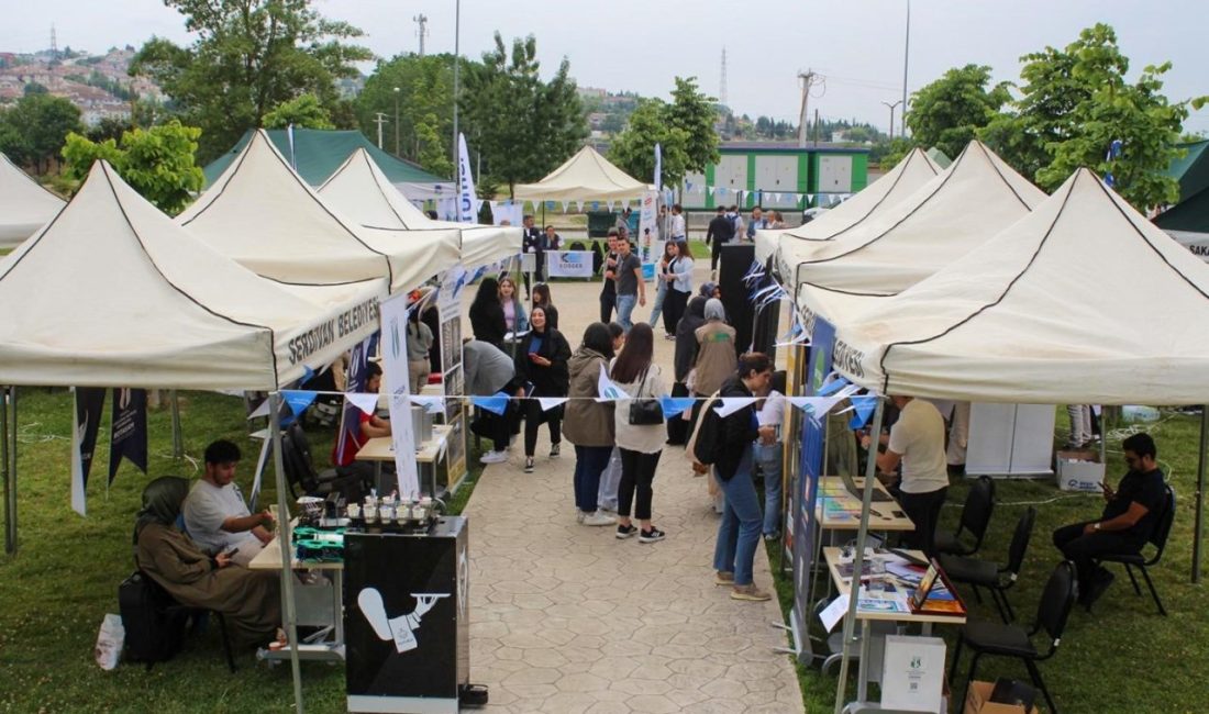 Sakarya MYO’da ‘Kariyer Zirvesi’ heyecanı başlıyor SUBÜ Sakarya MYO’nun bu yıl üçüncüsünü düzenleyeceği ‘Kariyer Zirvesi’, 6