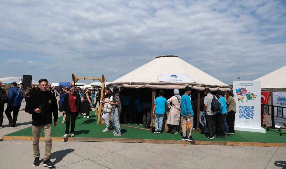 Sakarya’nın kültürel zenginliği ve gastronomi kimliğini Etnospor’da dünya tanıyor Bu yıl 7’ncisi düzenlenen Uluslararası Etnospor Kültür Festivali’nde yerini alan