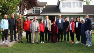 DÜZCE(İHA) – Düzce’de Gençlik Haftası çeşitli etkinlikle kutlanıyor. Hafta dolayısıyla