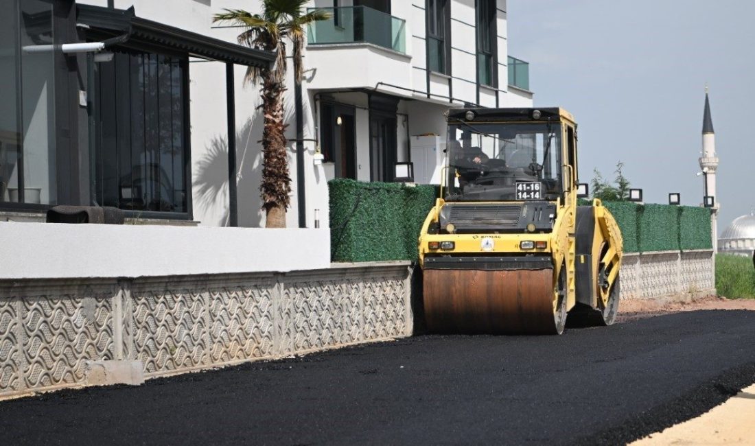 Sarımeşe Mahallesi’ne 750 tonluk asfalt Kartepe’de yürütülen yol iyileştirme çalışmaları kapsamında Sarımeşe Mahallesi’ne 750 ton