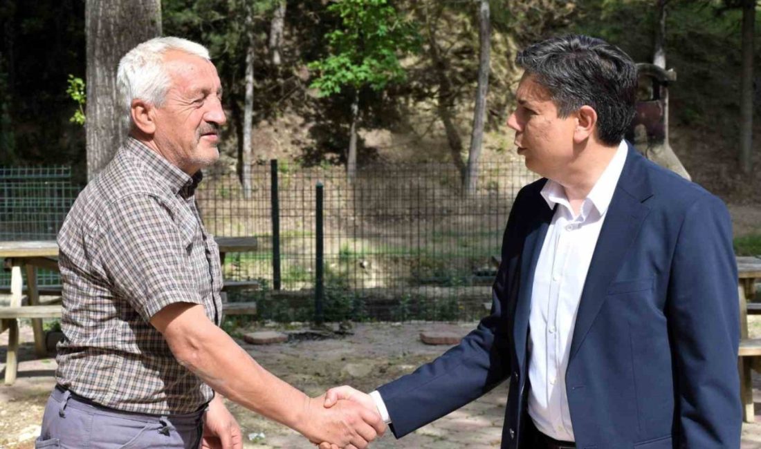 Söğüt’te ana su şebeke hattı yenileniyor Söğüt Belediyesi tarafından ilçede sağlıklı ve sürdürülebilir altyapı hedefiyle başlatılan