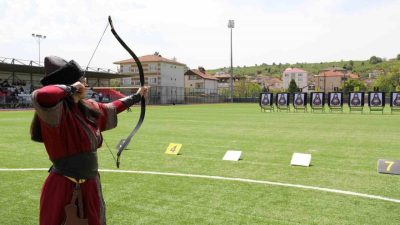 Geleneksel Türk Okçuluğu Şampiyonası, ikinci kez Sakarya’da düzenleniyor. Sakarya’nın Karasu