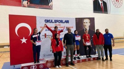 Okul Sporları Halter Türkiye Şampiyonası’nda Düzceli sporcular 3 altın ve
