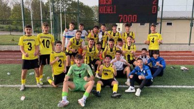 U15 Türkiye Şampiyonasının 1’inci kademe müsabakalarına Bilecik ev sahipliği yaparken,