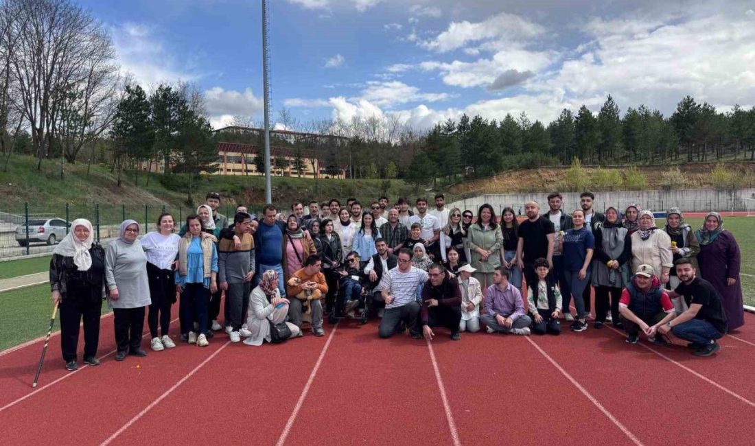 Üniversite öğrencilerinden engelliler için farkındalık yürüyüşü Kastamonu Üniversitesi Uluslararası Ticaret ve Lojistik Bölümü öğrencileri, engelliler için