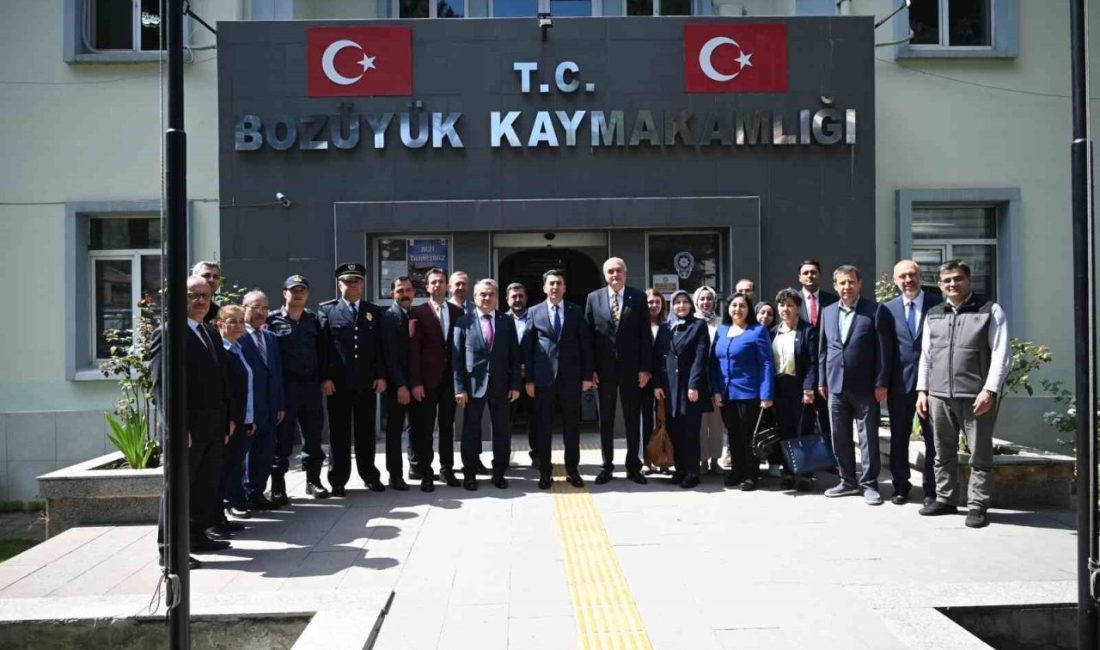 Vali Aygöl’den Bozüyük’e veda ziyareti Cumhurbaşkanlığı tarafından yapılan atamalarda Tunceli Valisi olarak atanan Bilecik Valisi