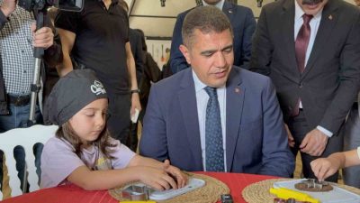 Düzce’de Türk Mutfağı Haftası çerçevesinde gerçekleştirilen “Düzce Lezzetler Buluşması”na katılan