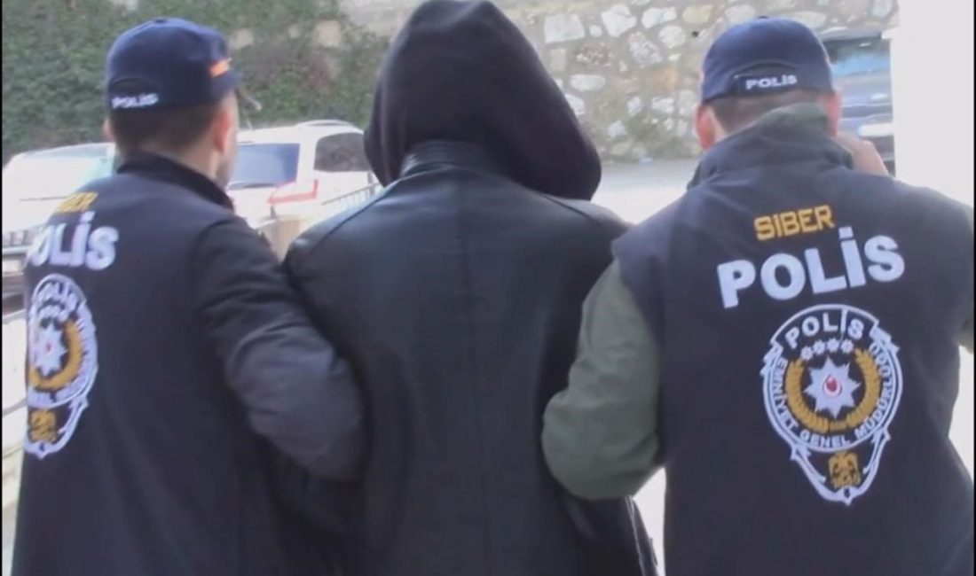 Yalova merkezli 7 ilde siber dolandırıcılık operasyonu: 6 tutuklama Yalova merkezli 7 ilde gerçekleştirilen operasyonda, sahte borsa uygulamaları üzerinden