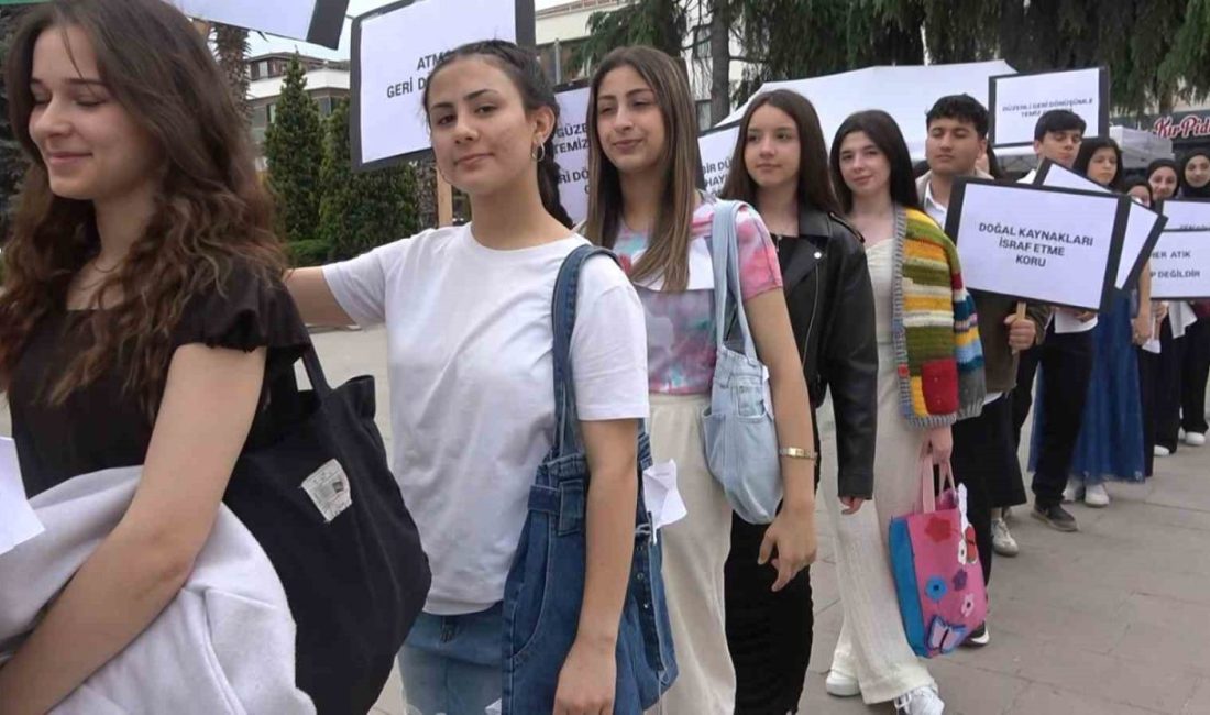 Yalova’nın Çiftlikköy ilçesinde lise öğrencileri, Geleceği Dönüştür Projesi çerçevesinde hazırladıkları