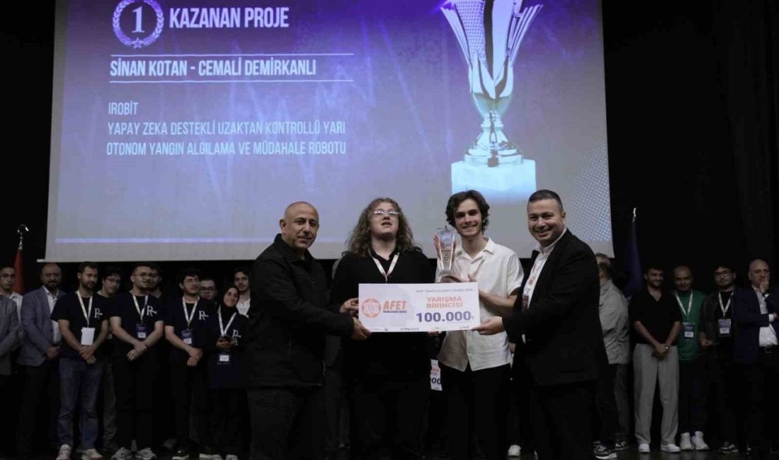 Afet Teknolojileri Zirvesi 2025 kapsamında gerçekleştirilen ulusal yarışmada, Düzce Üniversitesi