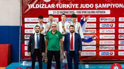 Kütahya’da düzenlenen Spor Toto Yıldızlar Türkiye Şampiyonası’nda Bilecikli sporcu Ahmet