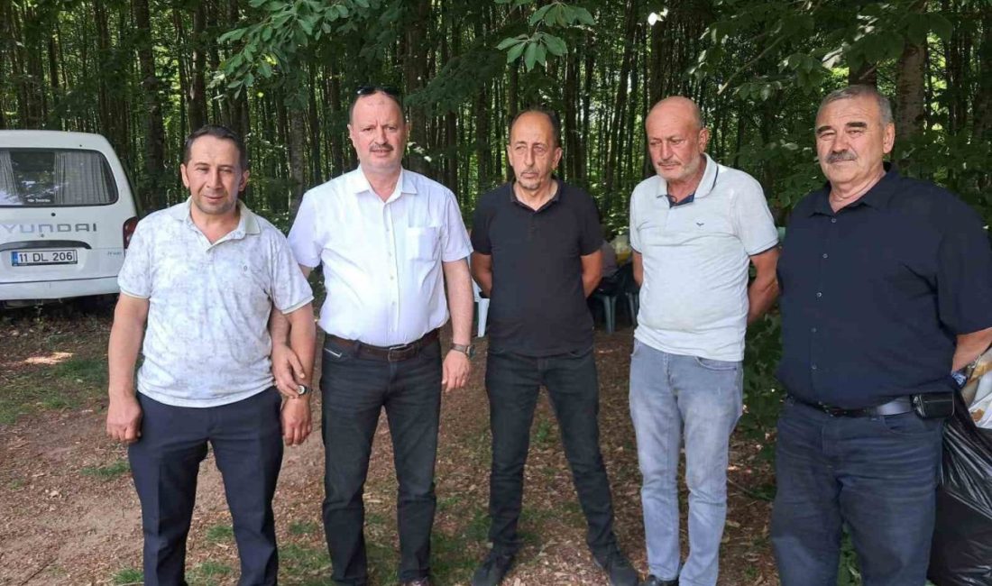 Bilecik’in Pazaryeri ilçesinde AK Partili ve CHP’li İl Genel Meclis