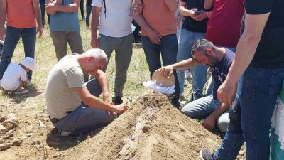 Sakarya’nın Akyazı ilçesinde alkollü sürücü kontrolündeki otomobil ile kafa kafaya