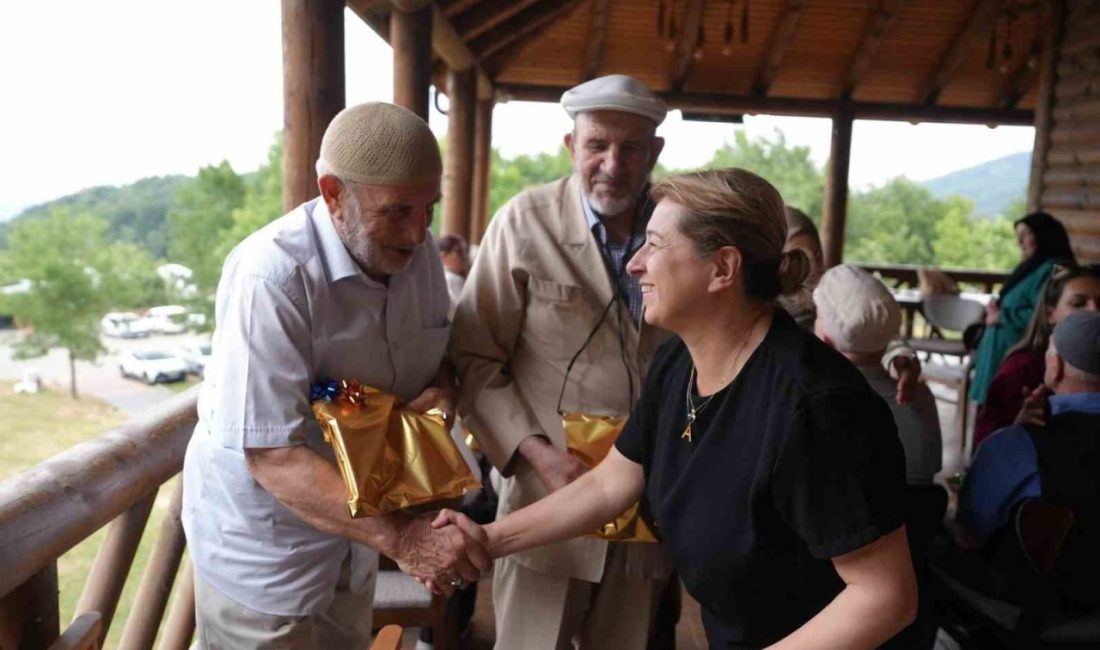 Alzheımer merkezi konukları Aydınpınar’da ağırlandı Düzce Belediyesi Ertan Uçar Alzheimer Hastaları Gündüz Bakım Merkezi’nden hizmet