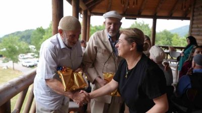 Düzce Belediyesi Ertan Uçar Alzheimer Hastaları Gündüz Bakım Merkezi’nden hizmet