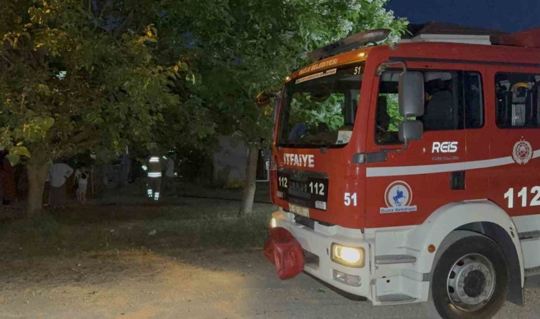 Düzce’de apartmanın ardiye kısmında çıkan yangın vatandaşları sokağa döktü. Yangın