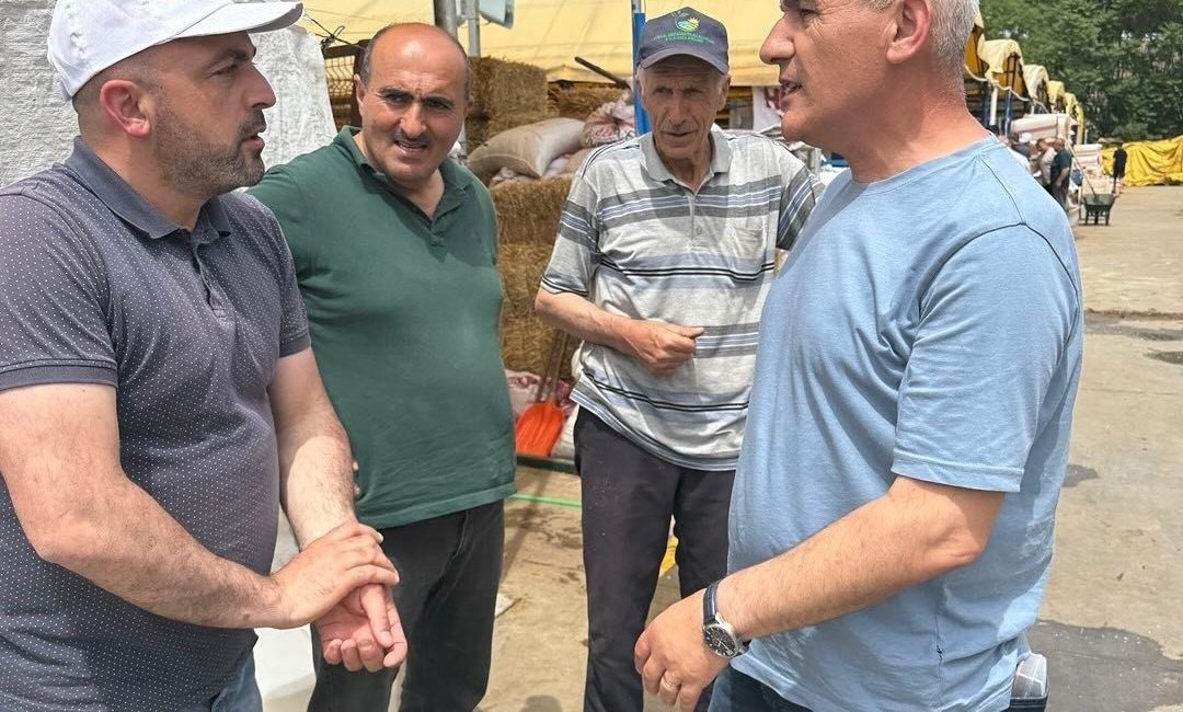 Başkan Altıkulaç: “İstanbul’a sevk edilen kurbanlıkların tamamına yakını satıldı” Devrekani Belediye Başkanı Engin Altıkulaç, Kastamonu’nun Devrekani ilçesinden il dışına