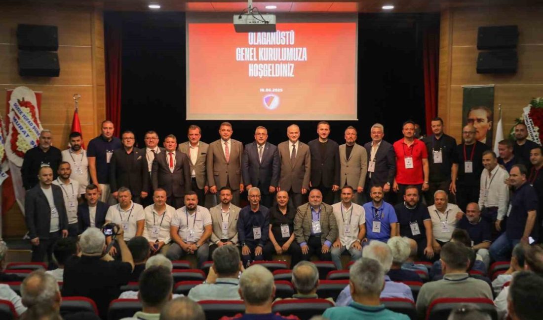 Düzce Belediye Başkanı Dr. Faruk Özlü, Düzcespor’un olağan kongresinde yeniden