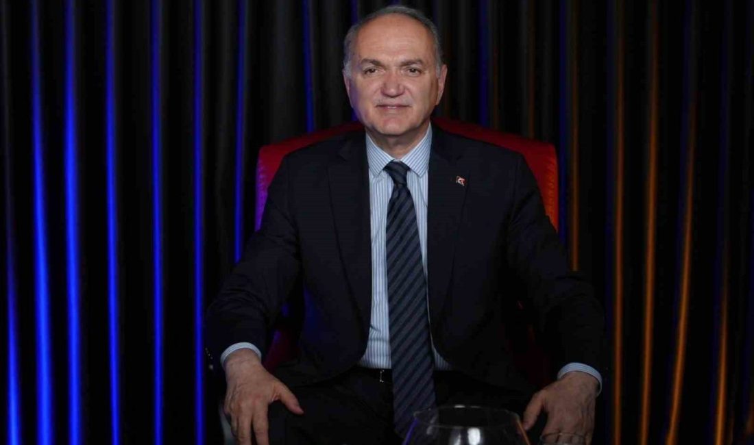 Düzce Belediye Başkanı Dr. Faruk Özlü, Asar Kemer Park Projesi’nin