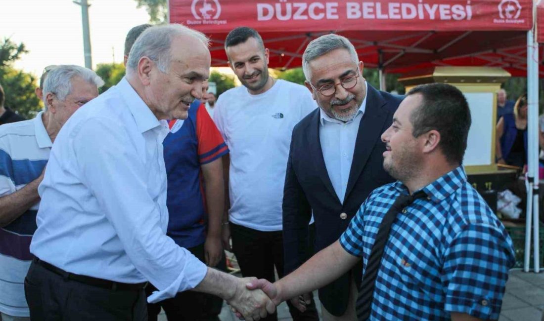 “Vatandaş Soruyor, Başkan Cevaplıyor” buluşmaları kapsamında vatandaşlarla bir araya gelen