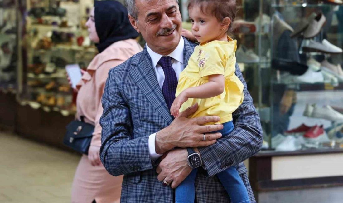 Sakarya Büyükşehir Belediye Başkanı Yusuf Alemdar, Kurban Bayramı öncesinde şehrin