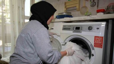 Kocaeli’de bayram öncesi evde bakım ekipleri, yardıma muhtaç yaşlı ve