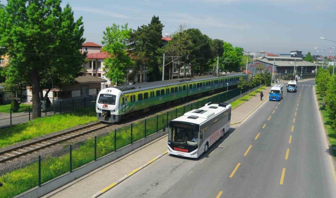 Bayramda belediye otobüsleri ve ADARAY ücretsiz hizmet sunacak Sakarya Büyükşehir Belediyesi, bayram geleneğini bozmayıp belediye otobüsleri ve ADARAY’ın