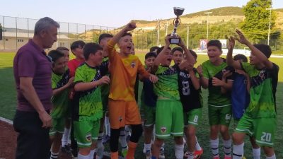 Bilecik U13 Gençler Ligi şampiyonu final maçında rakibini 5-1 yenen