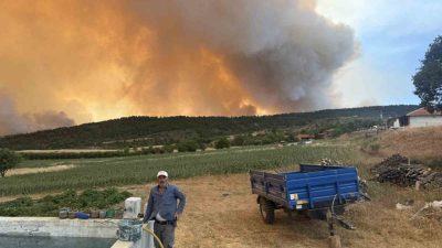 Sakarya’nın Taraklı ilçesinde dün çıkan orman yangını Bilecik’e sıçrarken, 7