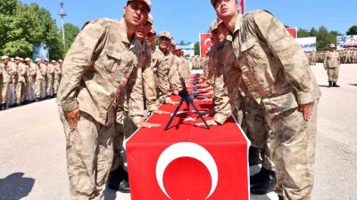 Bilecik’te temel eğitimlerini tamamlayan 2 bin 926 bedelli asker için