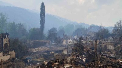 Sakarya’da geçtiğimiz gün çıkan ve Bilecik’e sıçrayan orman yangını yağmurun