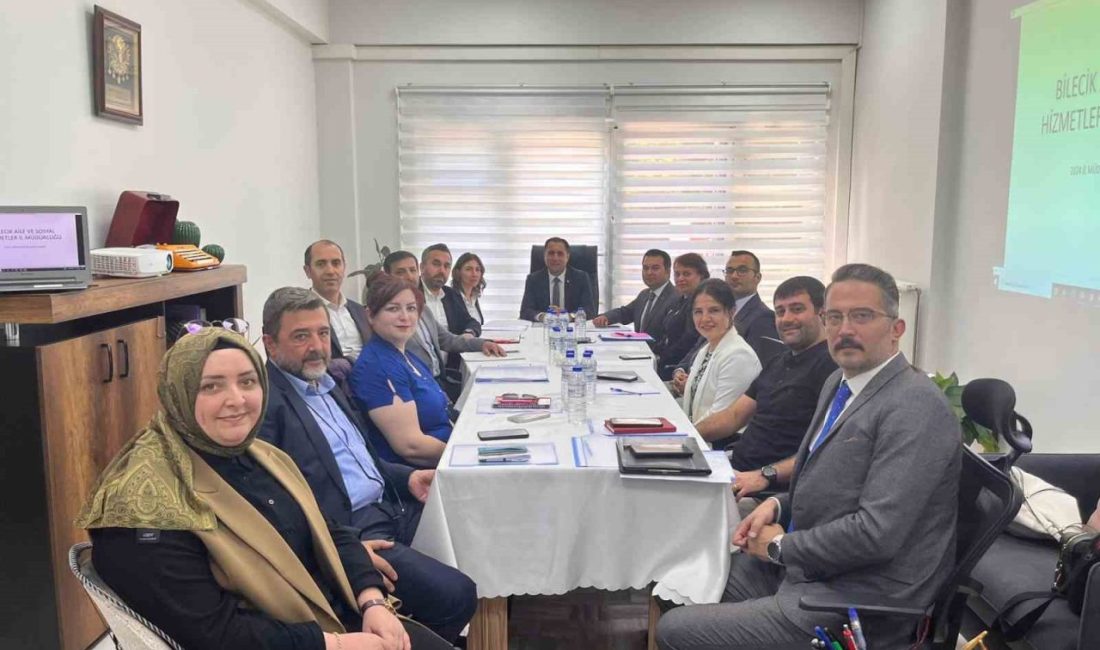Bilecik’te aile hizmetleri için yeni projeler planlandı Bilecik Aile ve Sosyal Hizmetler İl Müdürü İlkay Türkoğlu’nun başkanlığında