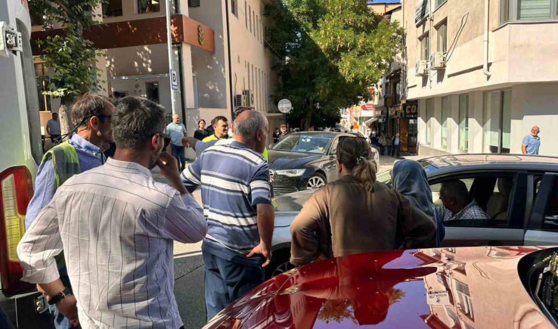 Bilecik’te otomobil çarptığı yaya yaralandı Bilecik’te meydana gelen trafik kazasında otomobilin çarptığı yaya yaralandı. Alınan