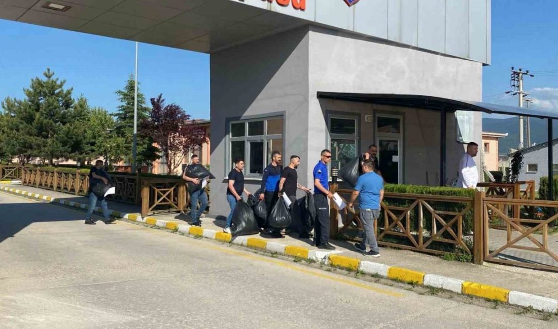 Bolu’daki cezaevlerinden tahliyeler başladı Resmi Gazete’de yayımlanan yargı paketindeki düzenlenmenin ardından Bolu’daki cezaevlerinden tahliyeler