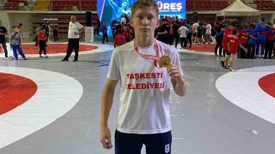 Türkiye Güreş Federasyonu tarafından Sivas’ta düzenlenen U14 Türkiye Güreş Şampiyonası’nda