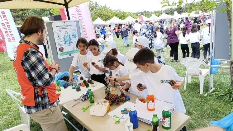 BŞEÜ’den ‘Dünya Çevre Günü’ne anlamlı katkı Bilecik Şeyh Edebali Üniversitesi (BŞEÜ), Bilecik Valiliği Çevre Şehircilik ve