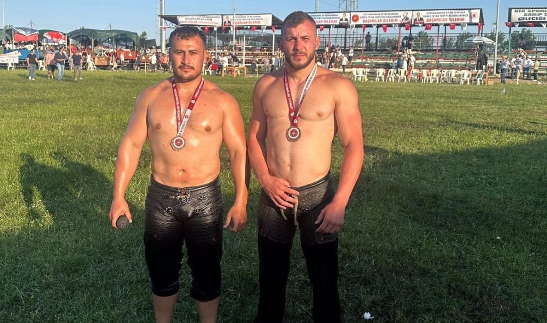 Büyükşehir’in sporcuları bu kez Kırklareli’de podyuma çıktı Sakarya Büyükşehir Belediyesi Spor Kulübü güreş sporcuları, Kırklareli’de düzenlenen 100.