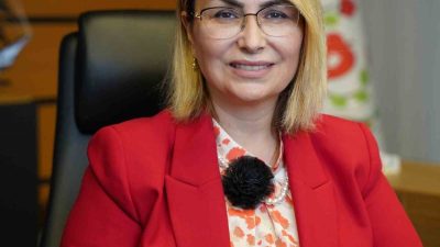 Yalova’da AK Parti’ye geçeceği iddiaları bir süredir kamuoyunda konuşulan Altınova