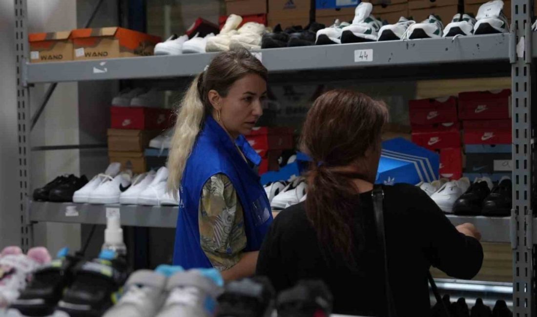 Çocuklar bayram sevinci yaşadı Düzce Belediyesi, Kurban Bayramı öncesinde 450 çocuğa bayramlık kıyafet dağıtarak