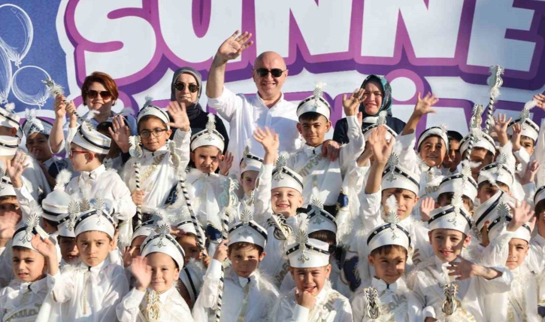 Darıca’da sünnet şöleni Darıca Belediyesi’nin her yıl geleneksel olarak düzenlediği sünnet şöleni, 22