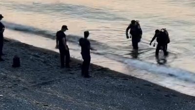 Düzce’nin Akçakoca ilçesinde serinlemek için denize giren 29 yaşındaki acil