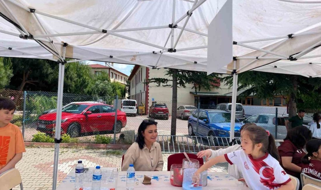 Gazimihal İlk ve Ortaokulu, Mihalfest’in 4’üncüsüne ev sahipliği yaptı Bilecik’in Gölpazarı ilçesinde eğitim veren Gazimihal İlk ve Ortaokulu, bu