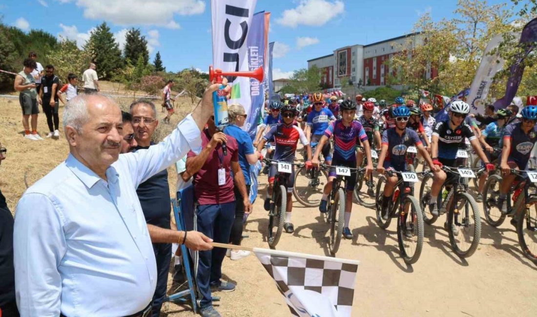 Gebze Uluslararası Dağ Bisikleti Kupası ilgi gördü Bu yıl 3’üncüsü düzenlenen Gebze Uluslararası Dağ Bisikleti Kupası, ilçesinin